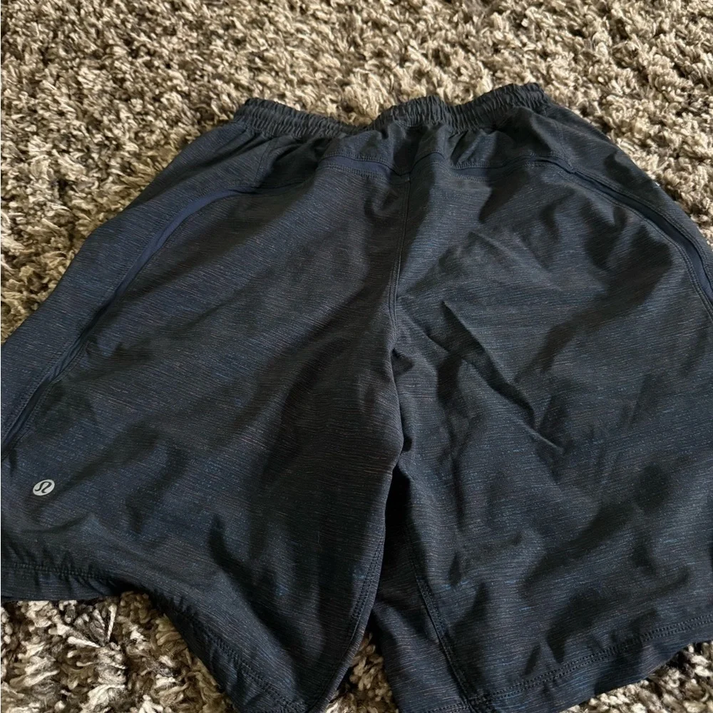 lululemon athletica sleek versatile